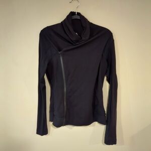 Black Lululemon zippered jacket